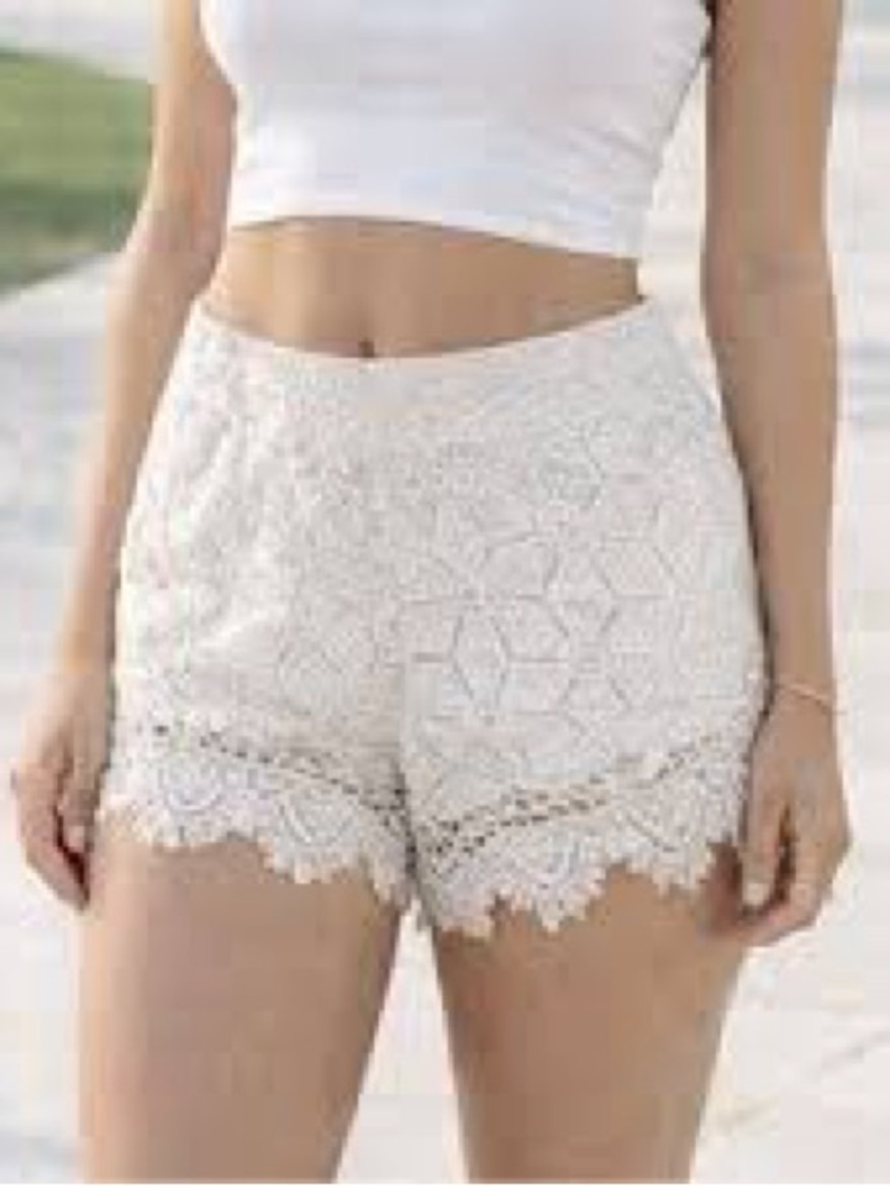 Ecote Lace Crochet Shorts Cream Size Large